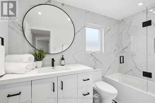3403 Chartrand Crescent, Mississauga, ON - Indoor Photo Showing Bathroom