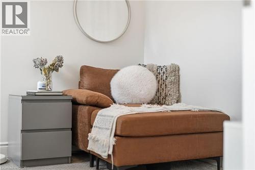 110 Kensington Avenue S, Hamilton, ON - Indoor Photo Showing Bedroom