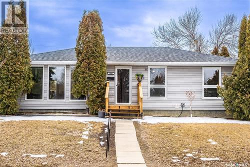 1443 Smith STREET  Moose Jaw, SK S6H 6W6