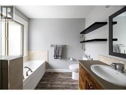 Roomy Ensuite - 
