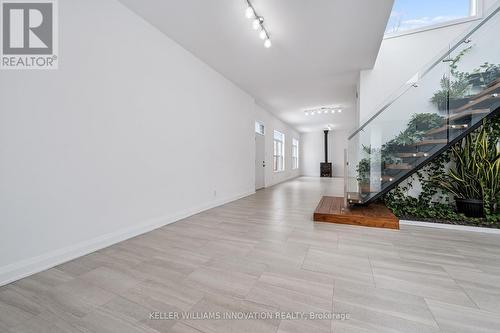 149 Woolwich Street, Waterloo, ON - Indoor Photo Showing Other Room