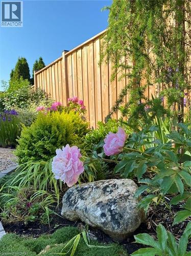 130 Coopershawk Street, Kitchener, ON - Outdoor