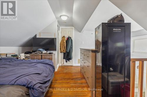 59 Paisley Avenue S, Hamilton, ON - Indoor