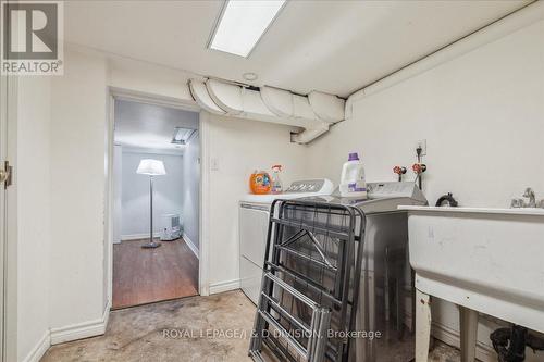 59 Paisley Avenue S, Hamilton, ON - Indoor Photo Showing Laundry Room