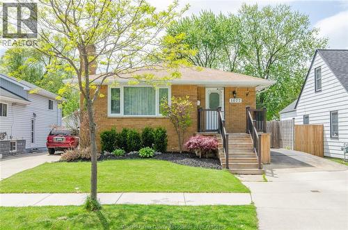 1077 Fairview, Windsor, ON - Outdoor