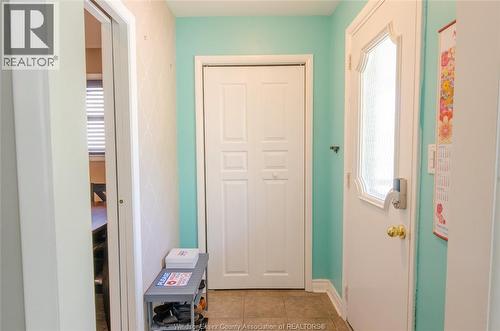 1077 Fairview, Windsor, ON - Indoor