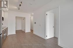 303 - 5 DEFRIES STREET Toronto, ON M5A 3R4