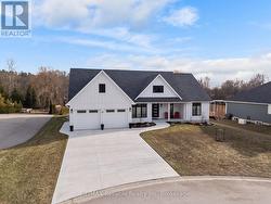 18 FAWN CREEK LANE Bluewater (Bayfield), ON N0M 1G0