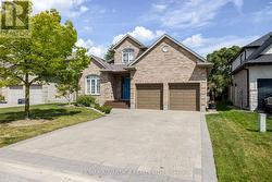 1246 THORNLEY STREET  London South (South L), ON N6K 4V3