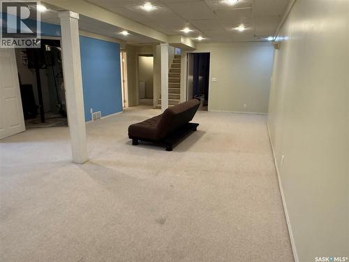 628 Staveley Crescent, Weyburn, SK - Indoor
