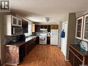 628 Staveley Crescent, Weyburn, SK  - Indoor Photo Showing Kitchen 