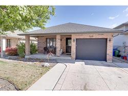 2446 GATWICK Avenue  Windsor, ON N8P 1Y7