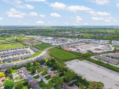 V/L Kamloops, Windsor, ON 