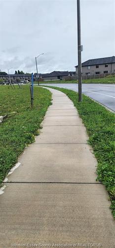 V/L Kamloops, Windsor, ON 