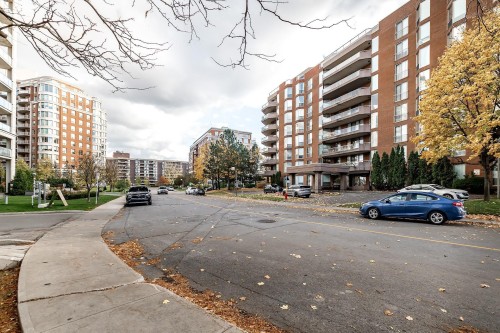 Exterior - 303-5850 Av. Marc-Chagall, Côte-Saint-Luc, QC - Outdoor With Facade