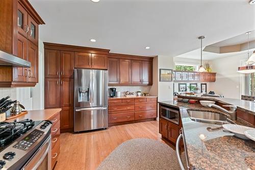 119 Calderwood Bay, Winnipeg, MB 