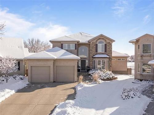 119 Calderwood Bay, Winnipeg, MB 