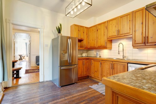 Cuisine - 4267 Av. Christophe-Colomb, Montréal (Le Plateau-Mont-Royal), QC - Indoor Photo Showing Kitchen With Double Sink