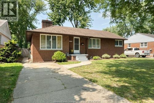 3277 DOMINION  Windsor, ON N9E 2N6