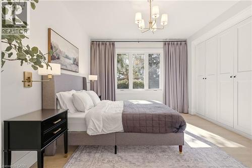 940 Gorton Avenue, Burlington, ON - Indoor Photo Showing Bedroom