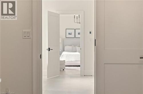 940 Gorton Avenue, Burlington, ON - Indoor Photo Showing Other Room