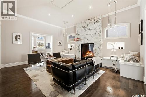 3606 Selinger Crescent, Regina, SK - Indoor Photo Showing Living Room With Fireplace