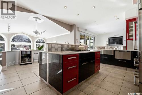 3606 Selinger Crescent, Regina, SK - Indoor Photo Showing Kitchen With Upgraded Kitchen