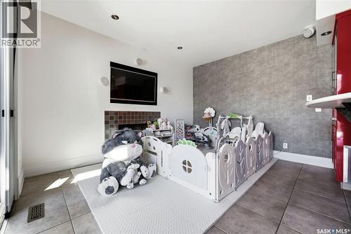 3606 Selinger Crescent, Regina, SK - Indoor