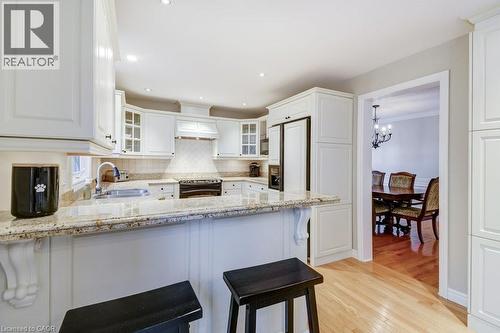 2444 Butternut Crescent, Burlington, ON - Indoor Photo Showing Kitchen