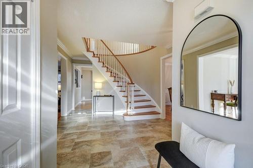 2444 Butternut Crescent, Burlington, ON - Indoor Photo Showing Other Room