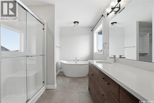 330 Aniskotaw Bend, Saskatoon, SK - Indoor Photo Showing Bathroom