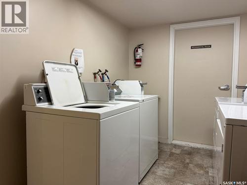 101 1822 Eaglesham Avenue, Weyburn, SK - Indoor Photo Showing Laundry Room