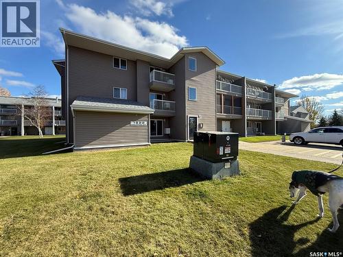 101 1822 Eaglesham Avenue, Weyburn, SK - Outdoor