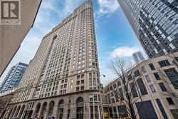 2212 - 25 THE ESPLANADE  Toronto, ON M5E 1W5