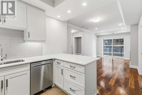 1308 - 505 Talbot Street, London East (East F), ON - Indoor Photo Showing Kitchen With Stainless Steel Kitchen With Double Sink With Upgraded Kitchen