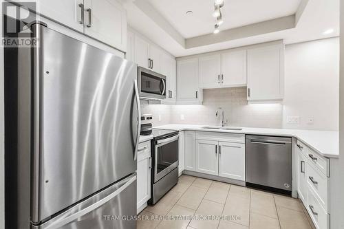 1308 - 505 Talbot Street, London East (East F), ON - Indoor Photo Showing Kitchen With Stainless Steel Kitchen With Upgraded Kitchen