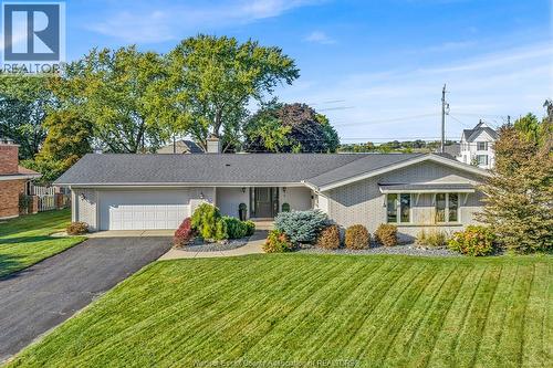 7 LONGBEACH DRIVE  Leamington, ON N8H 4H9