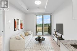 611 - 335 WHEAT BOOM DRIVE  Oakville, ON L6H 7C2