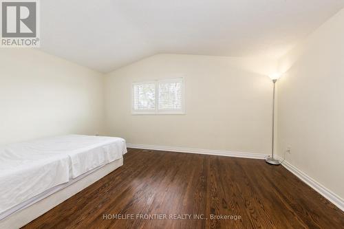 3223 Constitution Boulevard, Mississauga, ON - Indoor Photo Showing Bedroom