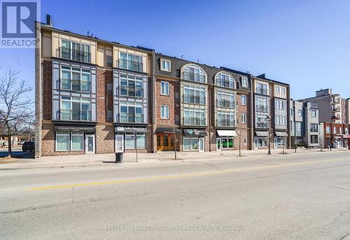 305 - 459 KERR STREET  Oakville, ON L6K 3C2