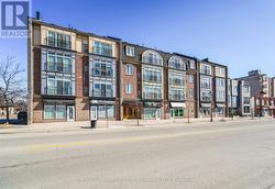 305 - 459 KERR STREET  Oakville, ON L6K 3C2