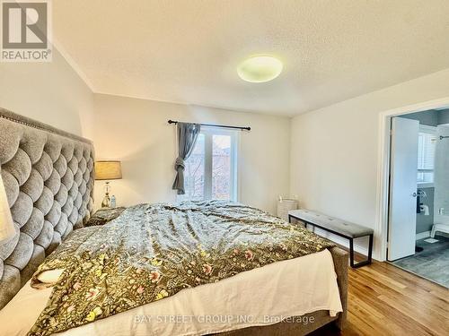 38A - 5940 Glen Erin Drive, Mississauga, ON - Indoor Photo Showing Bedroom