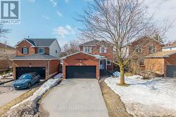 12 LADYBURN DRIVE  Georgina, ON L4P 3R2