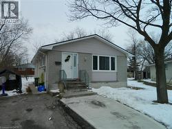 15 MICHAEL Avenue Unit# Lower  Hamilton, ON L8T 2Y2