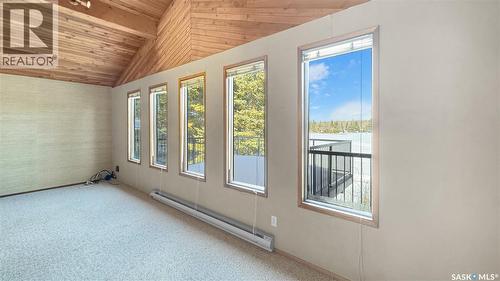 102 Lakeshore Drive, Echo Bay, SK - Indoor Photo Showing Other Room