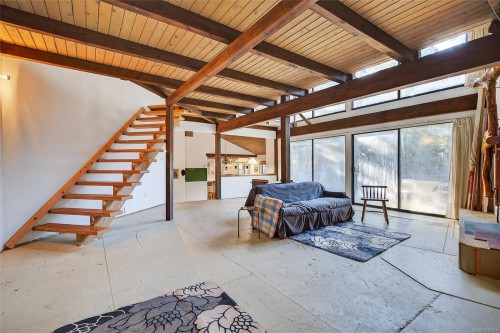 160 Sky Valley Rd, Salt Spring, BC 