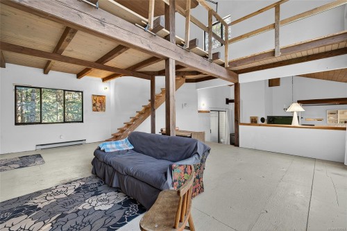 160 Sky Valley Rd, Salt Spring, BC 