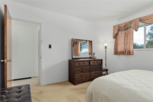 353 Aitken St, Comox, BC 