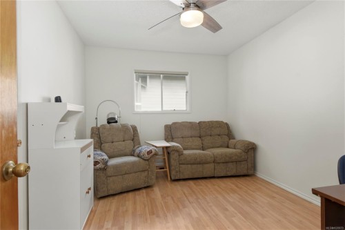 353 Aitken St, Comox, BC 