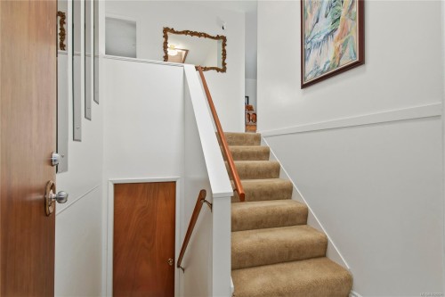 353 Aitken St, Comox, BC 